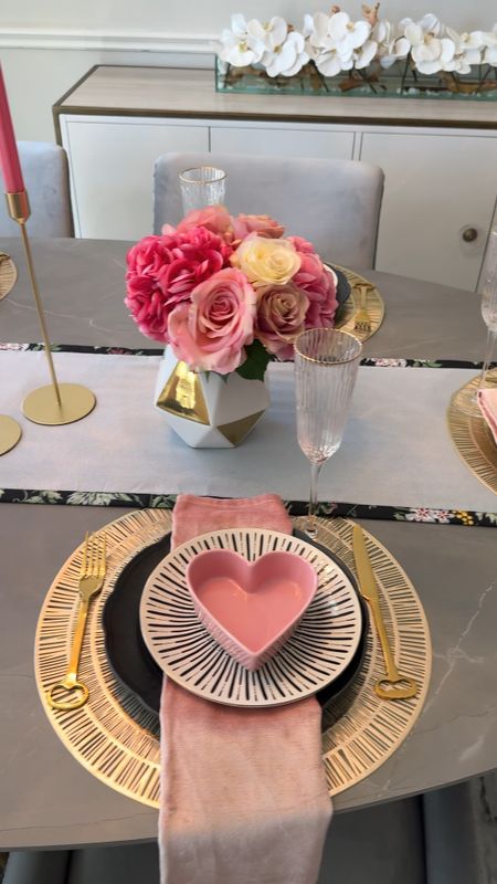 Mother’s Day tablescape inspo #homedecor #diningroom #tablesetting 

#LTKhome #LTKVideo