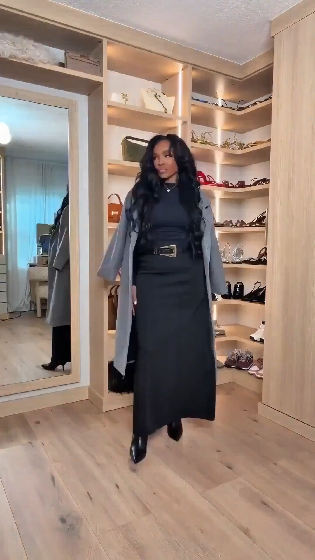 Fall workwear outfit✨ Everything from this look is linked below. 👇🏽

Wearing: Size Small | 5’4” | 140 lbs | 34D-27-40

📲   Download the FREE LTK app & follow me (@kirasfashionfinds) to shop all my daily finds.  #LTKootd #LTKPetite #LTKU