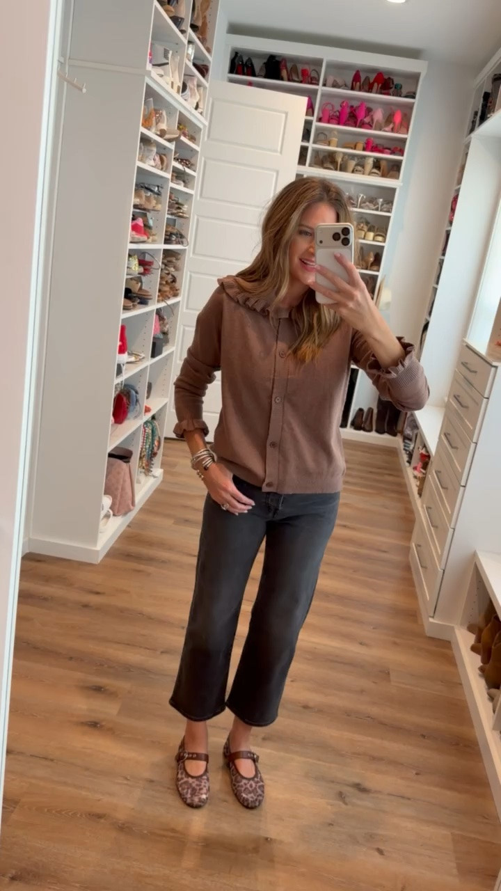 In a small top, size 26 jeans, flats and accessories - fits tts.

#LTKootd #LTKgrwm #LTKSeasonal