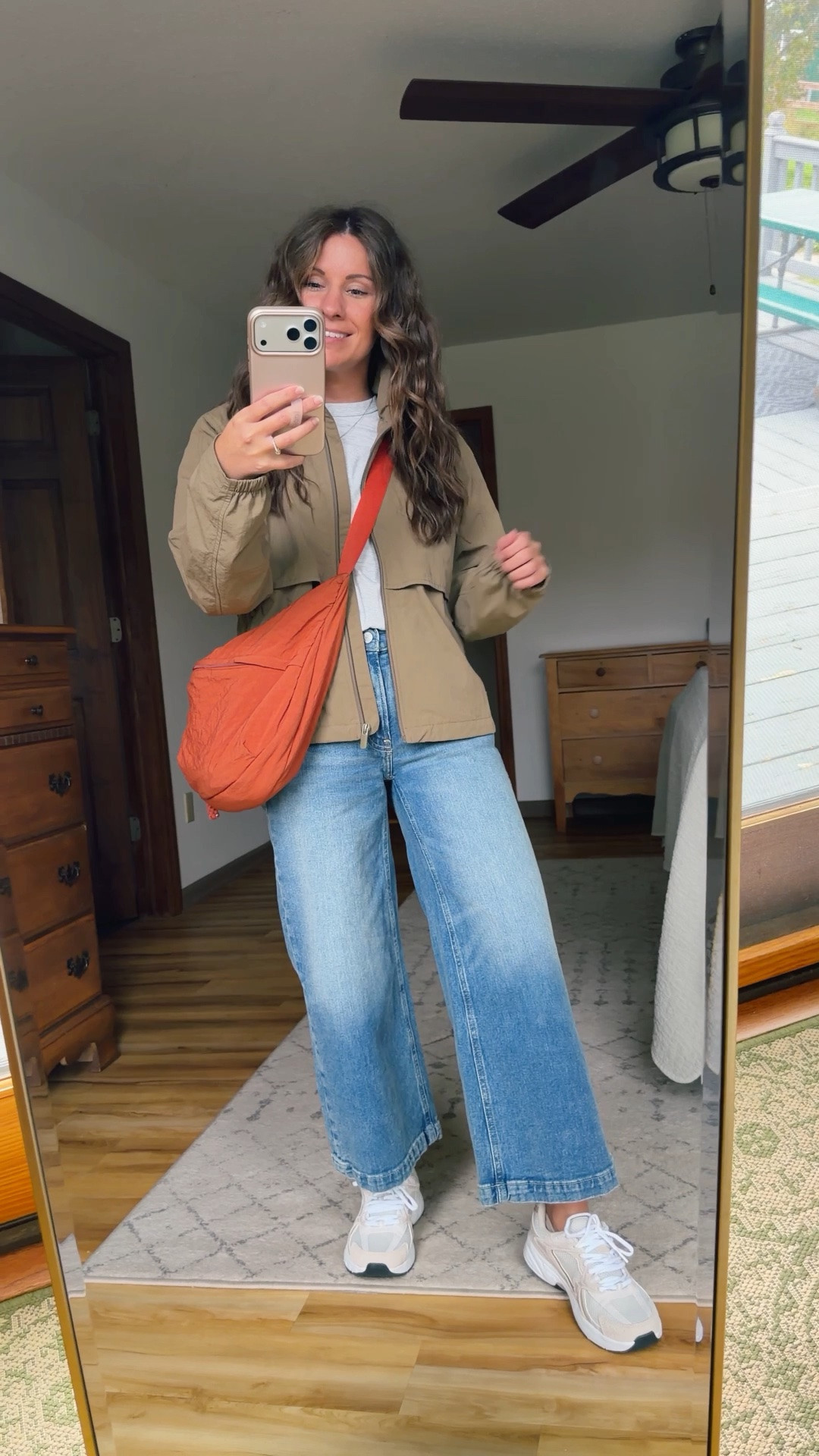 Rainy day outfit!🧡

small in my long sleeve (100% cotton), small in my jacket (praline color—looks green or tan depending on lighting), 24 short in my jeans, 6.5 in my sneakers