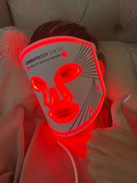 Code LAURAG 15% off 

Why this mask is better:
- 31% more powerful
- Clinically proven to reduce wrinkles by 35% in just 4 weeks
- FDA Approved
- Super flexible which adapts to your face: maximize skin coverage

Benefits:
- stimulates cell renewal
- boosts circulation to increase skin brightness
- reduces dark circles, pores & blemishes
- reduces wrinkles
- evens out skin texture
- natural rejuvenation process
- glowing skin
- healthier looking skin