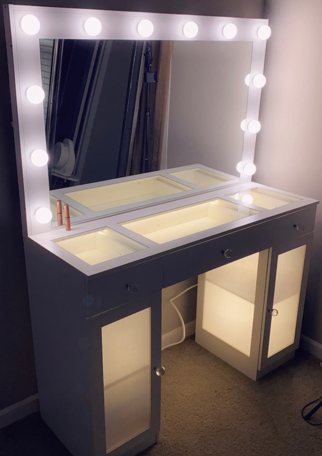 Affordablefashion vanity with large mirror and interior lights. 

#LTKgrwm #LTKBeauty
