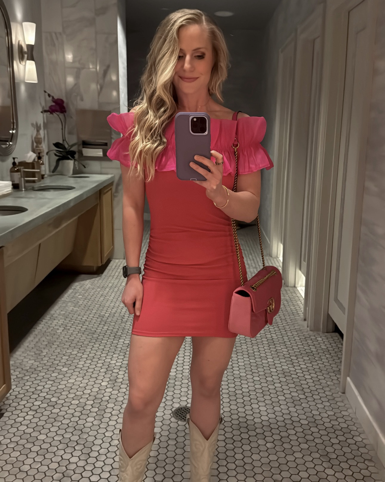 Valentine’s Day #ootd 💕

#LTKFindsUnder50 #LTKSeasonal #LTKParties