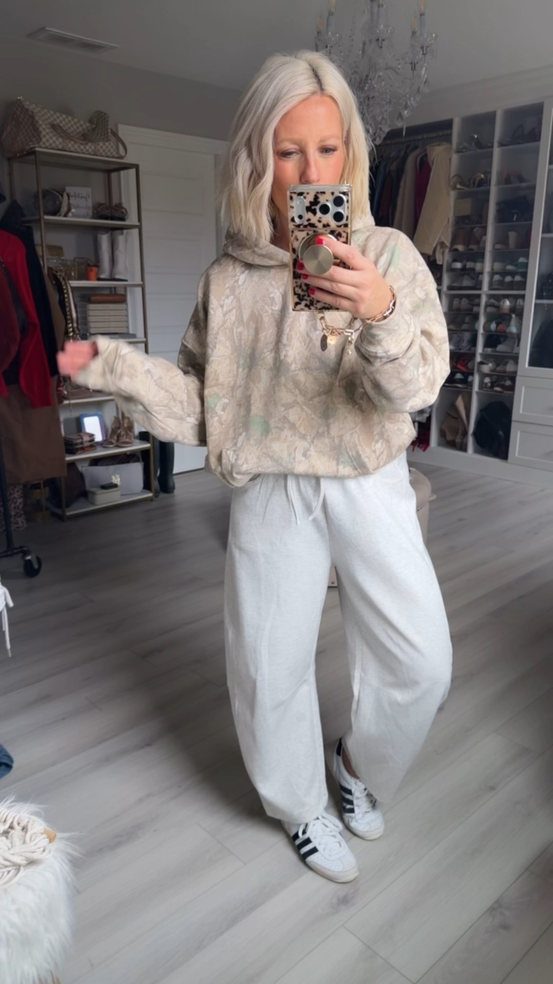 This viral men’s hoodie is back in stock!!!! I’ve been wearing mine on repeat!!! Grab it now before it sells out again!!!
⬇️⬇️⬇️
Hoodie size medium
Pants size medium 



#LTKMens #LTKSaleAlert #LTKSeasonal