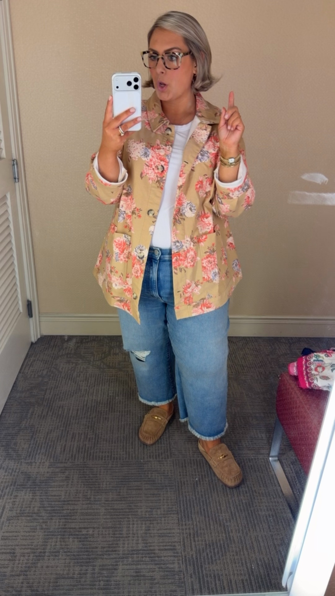 Let’s ditch those chunky sweaters because it’s time for a spring closet refresh with @lanebryant🎉🩷 I promise spring is coming and we need some cute new clothes to show off😉 these are value pieces you will wear non stop at a great price point!
•
•
•
#ad #lanebryantpartner 

#LTKPlusSize #LTKSaleAlert