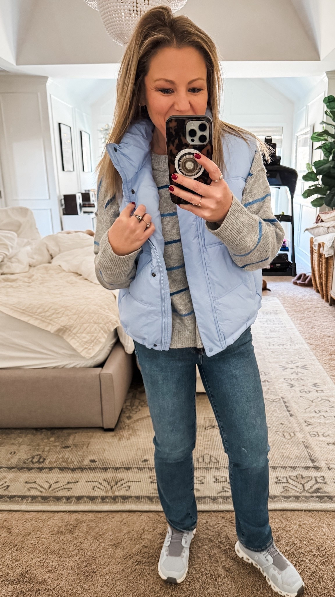 I now have the sweater and vest in 3
Colors each. Vest on sale for $20(!!) and sweater 40% off. 5’3” and wearing a medium in the vest and small in the sweater. 