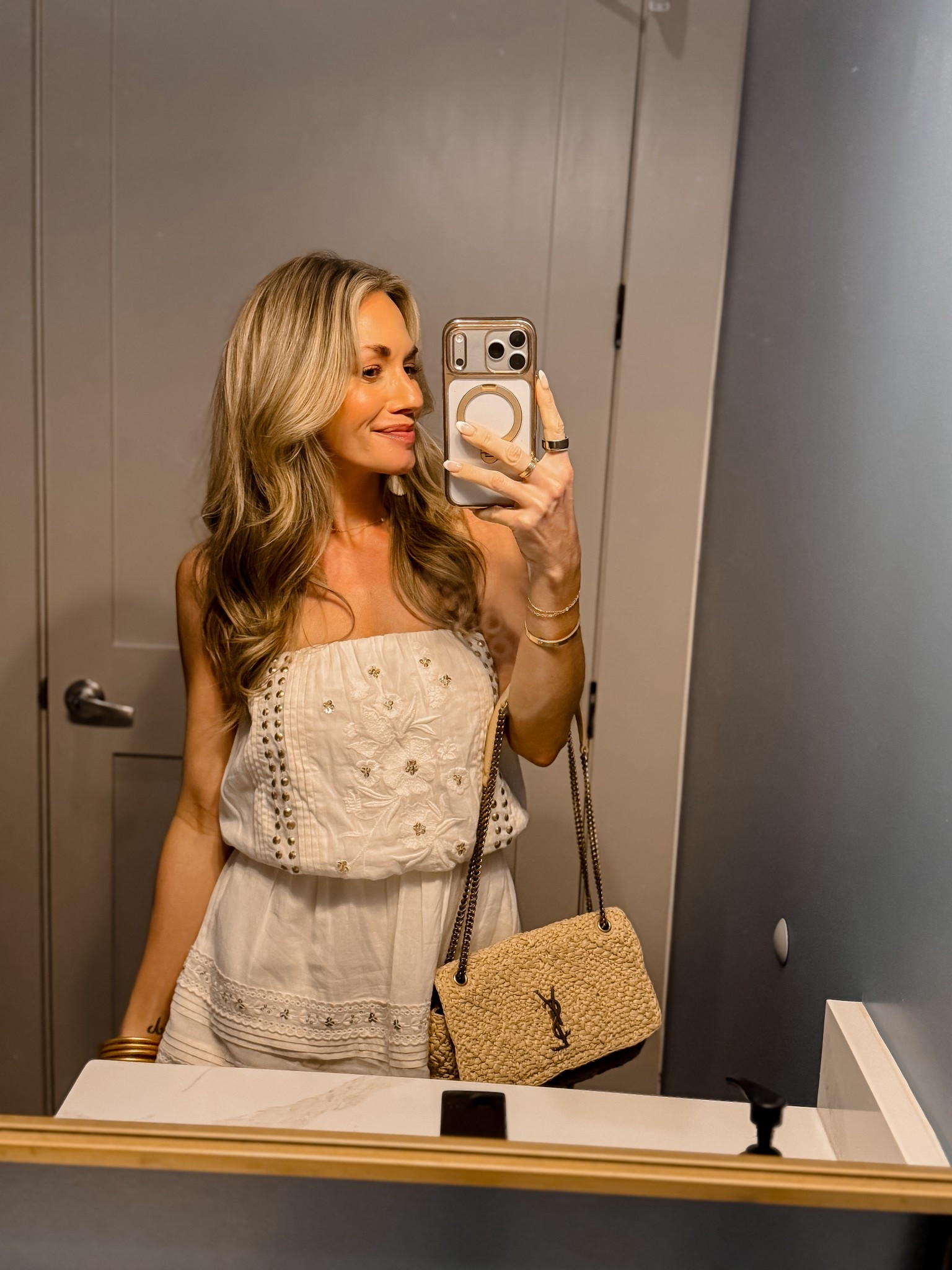 Abercrombie dress for vacation! Wearing my true size xs regular! 25% off with code AFLTK 

#LTKTravel #LTKPetite #LTKSpringSale