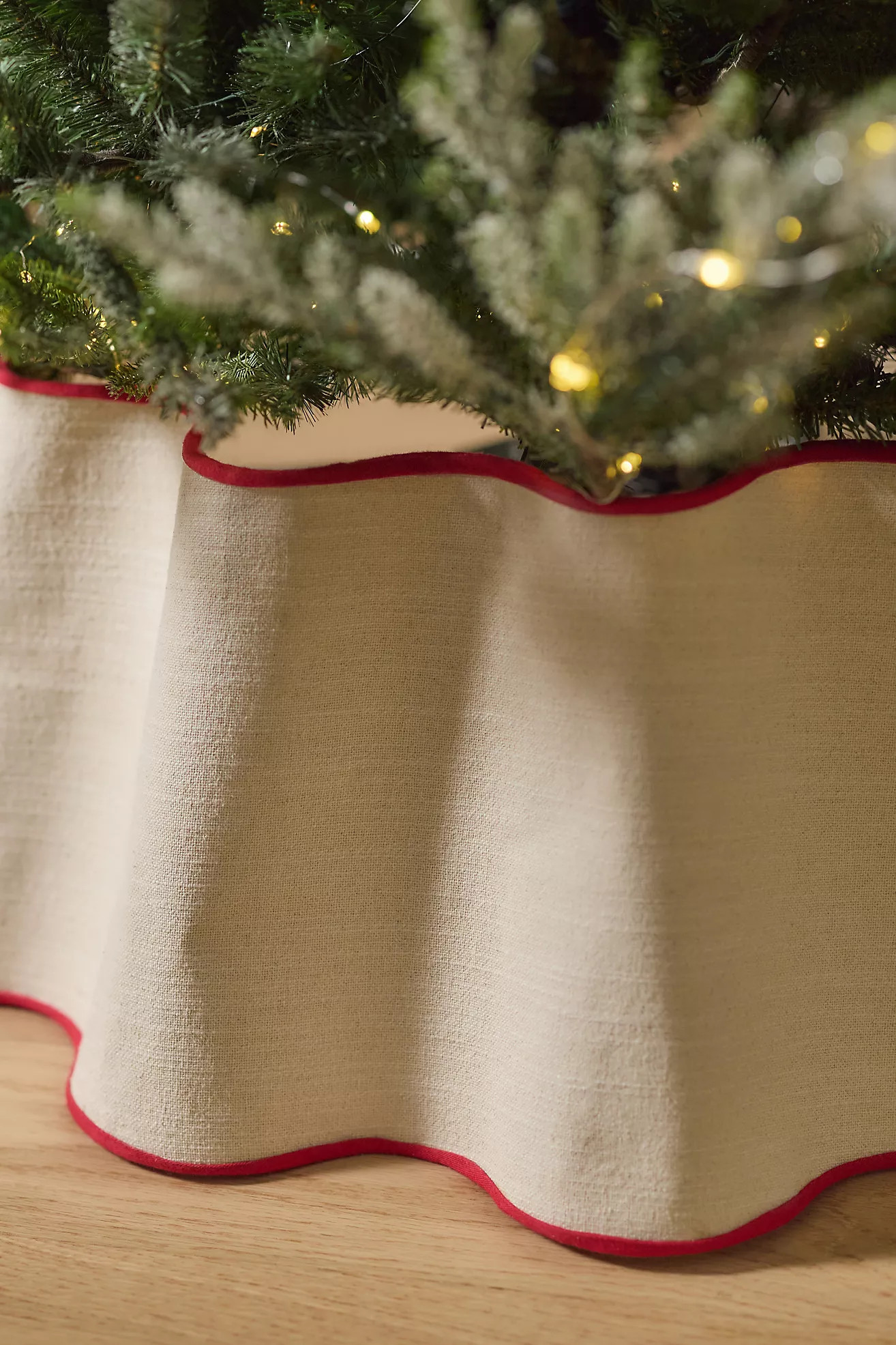Wavy Fabric Tree Collar | Anthropologie (US)