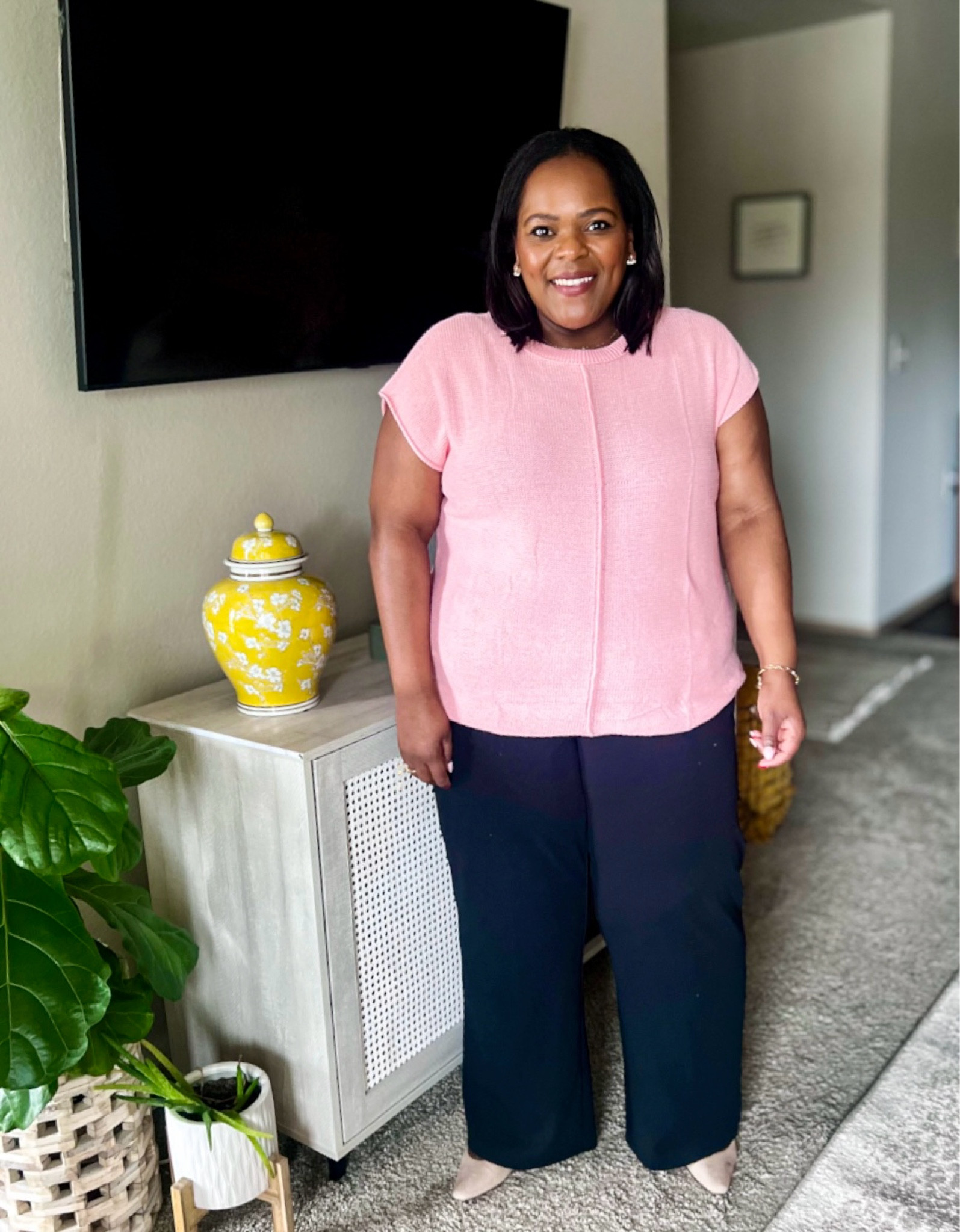 Pink Amazon short sleeve sweater / Fall Outfits 

#LTKSeasonal #LTKStyleTip #LTKFindsUnder50