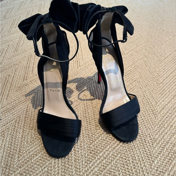Christian Louboutin bow back sandals | Poshmark