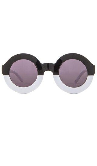 Wildfox Couture Twiggy Sunglasses in Factory Black & White | Revolve Clothing (Global)
