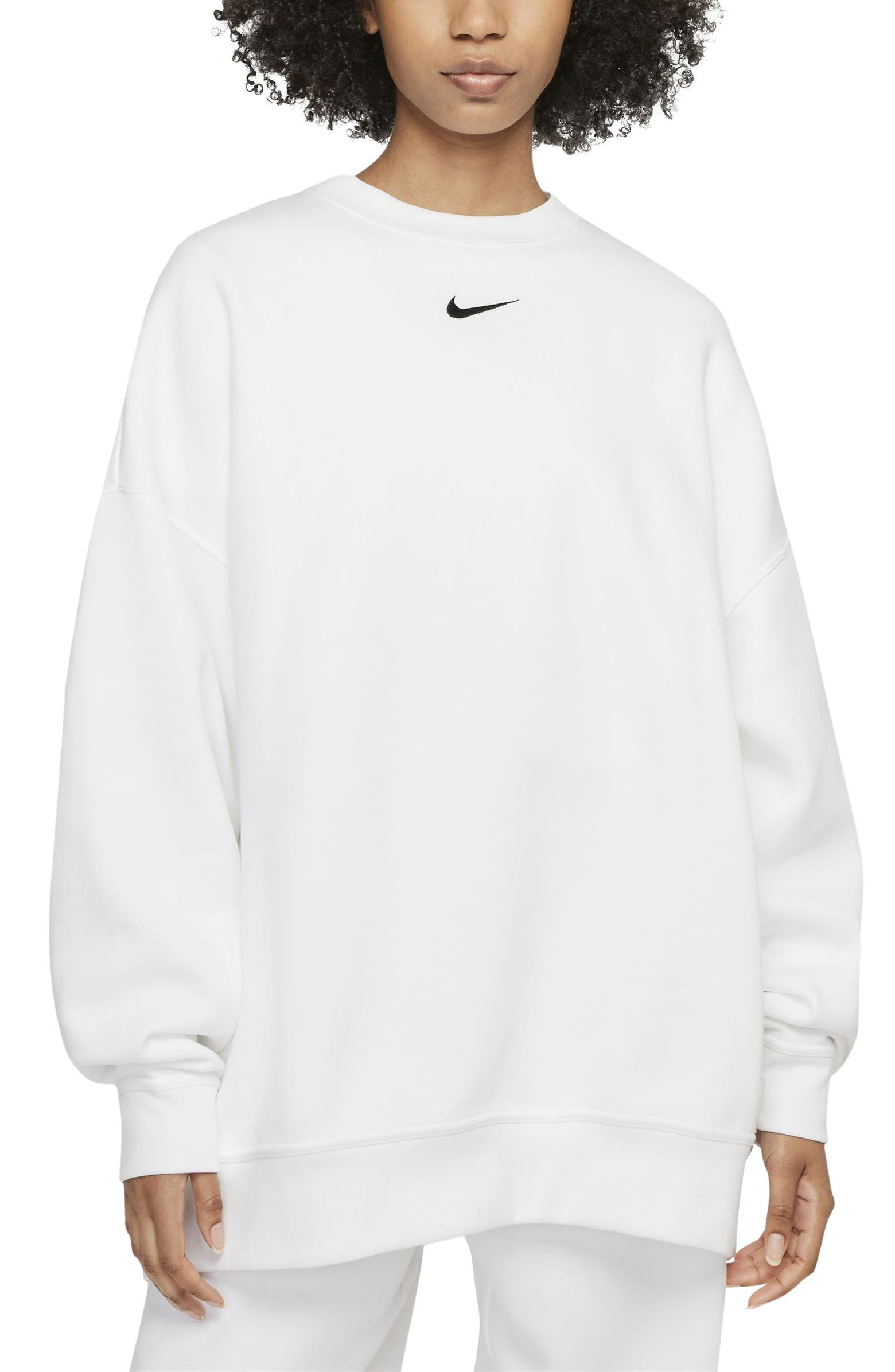 Sportswear Collection Essentials Oversize Fleece Crew Sweatshirt | Nordstrom