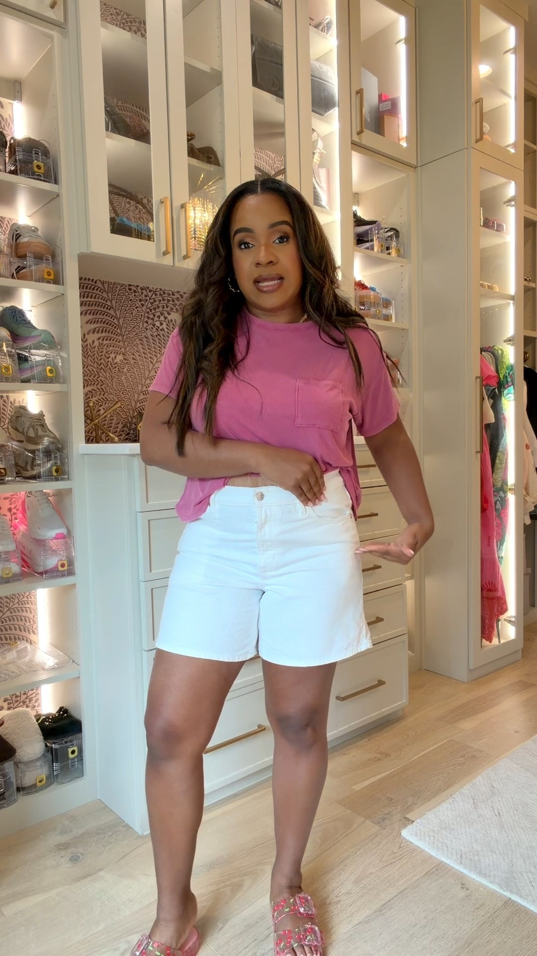 AE shorts are on major sale right now! These are $27 and I’m in a size 12 

@AmericanEagle #AEPartner #AEJeans

#LTKSaleAlert #LTKootd #LTKMidsize