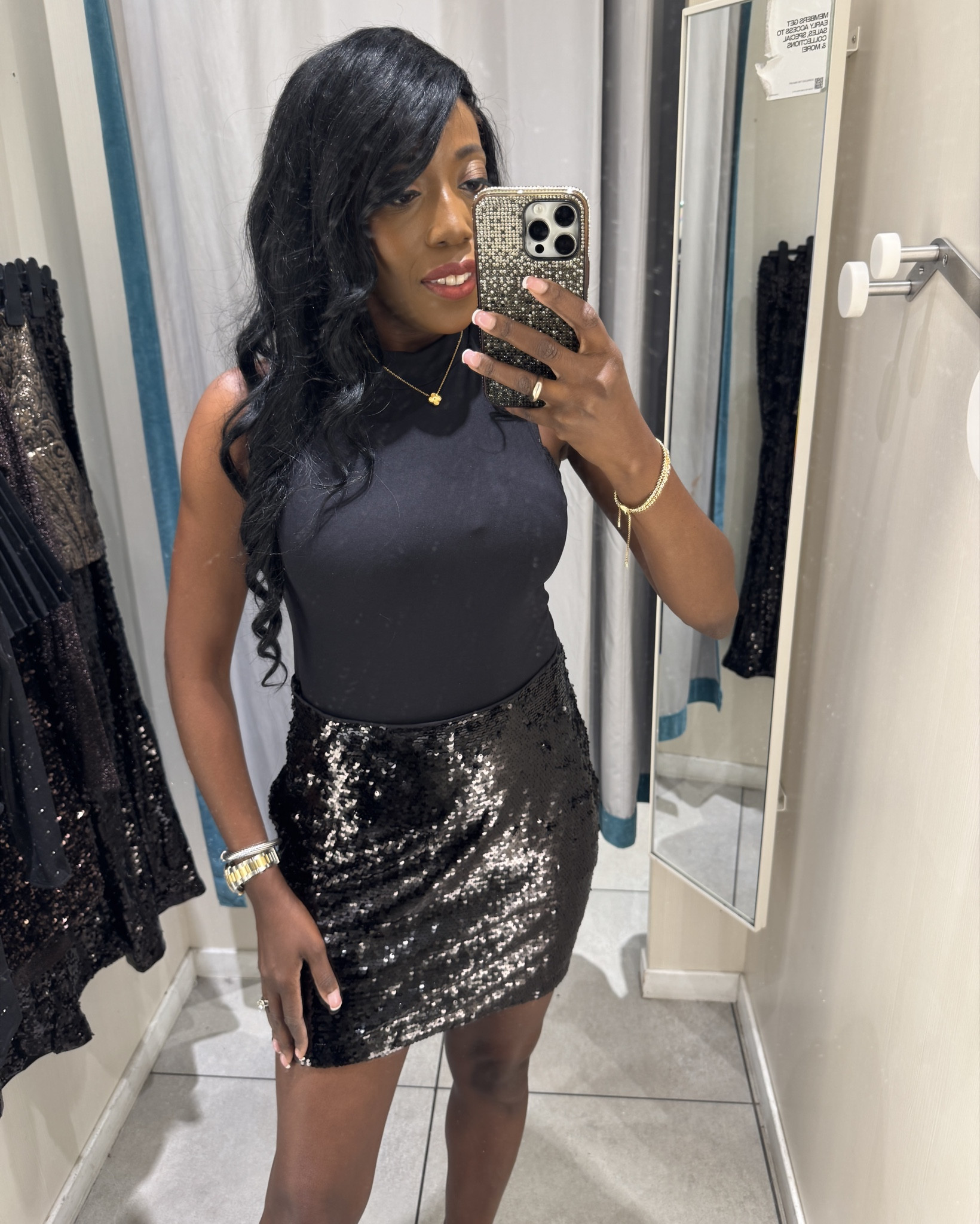 Sequin Favorites 
Wearing sizes small or 6. 

#LTKSeasonal #LTKOotd #LTKHoliday 
#LTKFindsUnder100 

#LTKGiftGuide #LTKOver40 #LTKFindsUnder50