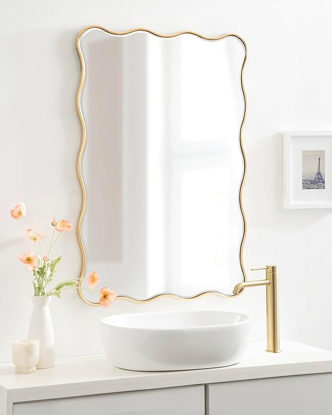 Kate and Laurel Viona Modern Scalloped Rectangle Mirror, 24 x 36, Gold, Decorative Wavy Mirror wi... | Amazon (US)
