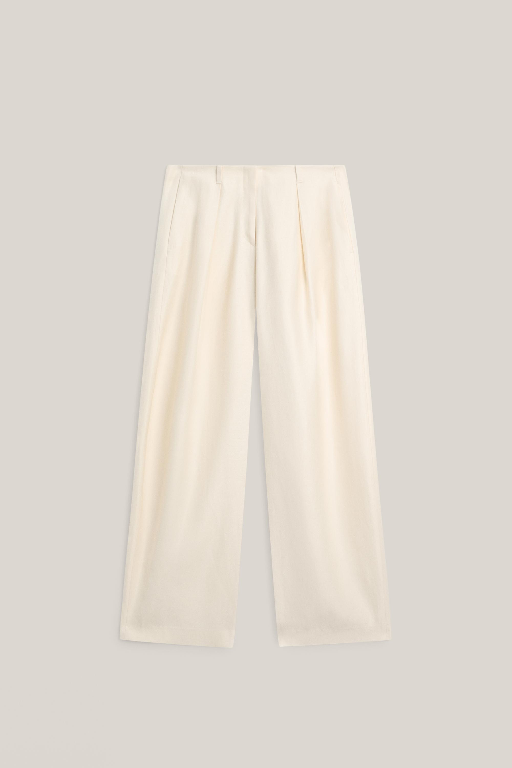 NEW VIEW LOOK
Wide-leg trousers with pleated details - LIMITED EDITION

 £149  Colour:  Off Whit... | Massimo Dutti UK
