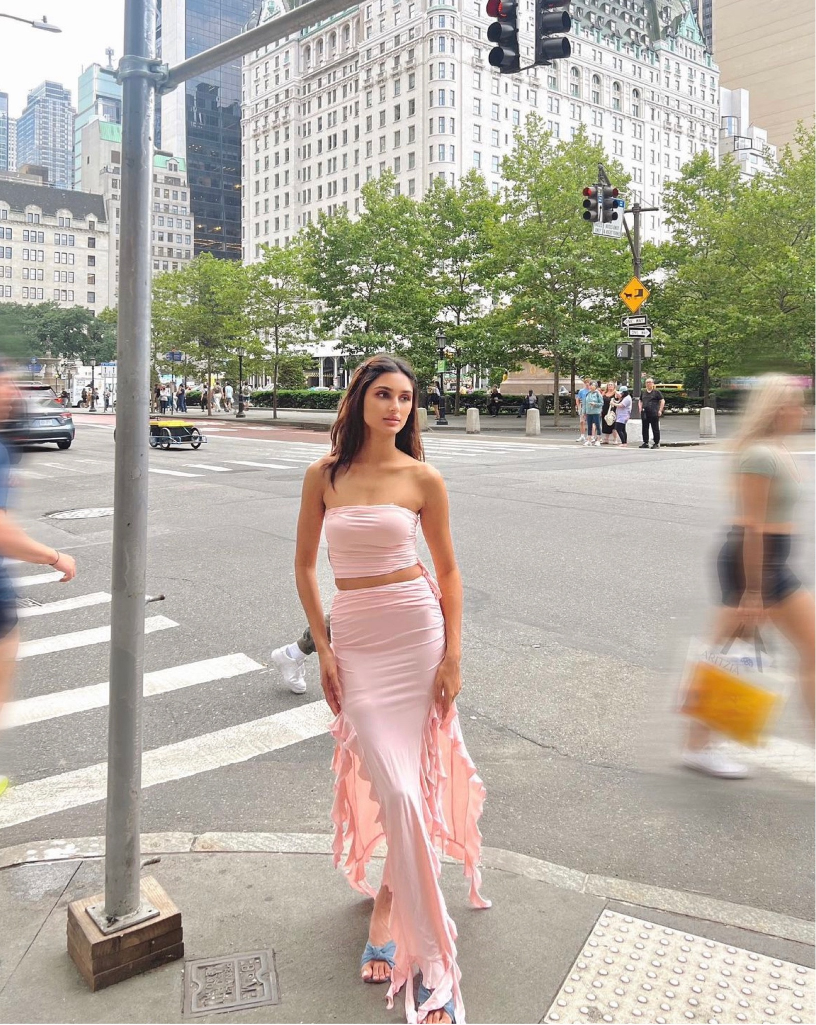 love this matching set with the ruffled skirt! + they have it in so many colors. Linked other colors and similar styles below

#LTKstyletip 