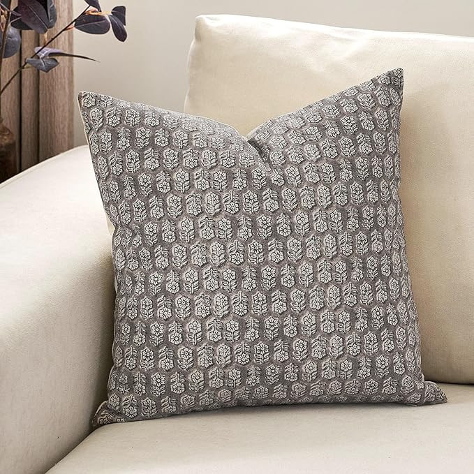 DOMVITUS 24x24 Pillow Covers, Floral Pillow Covers, Couch Pillows for Living Room, Decorative Far... | Amazon (US)