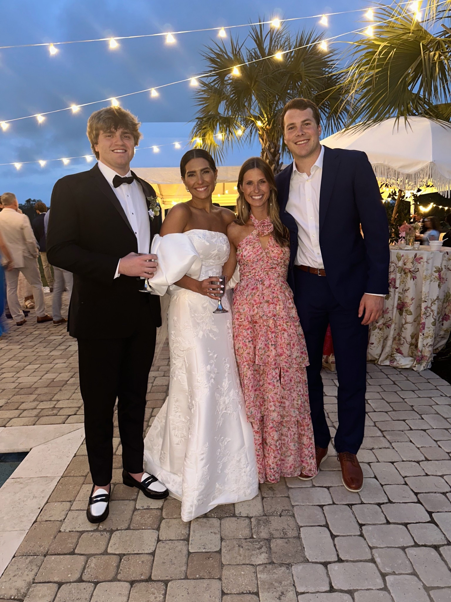 Best wedding guest dresses!!!!! Great prices too! Can’t find my exact but linked similar! 

#formaldress #springwedding #weddingguest #wedding #floraldress

#LTKStyleTip #LTKSeasonal #LTKWedding