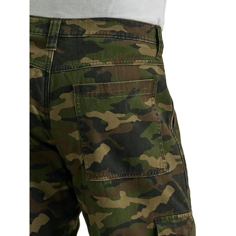 Wrangler® Men's and Big Men's Relaxed Fit Fleece Lined Cargo Pant | Walmart (US)