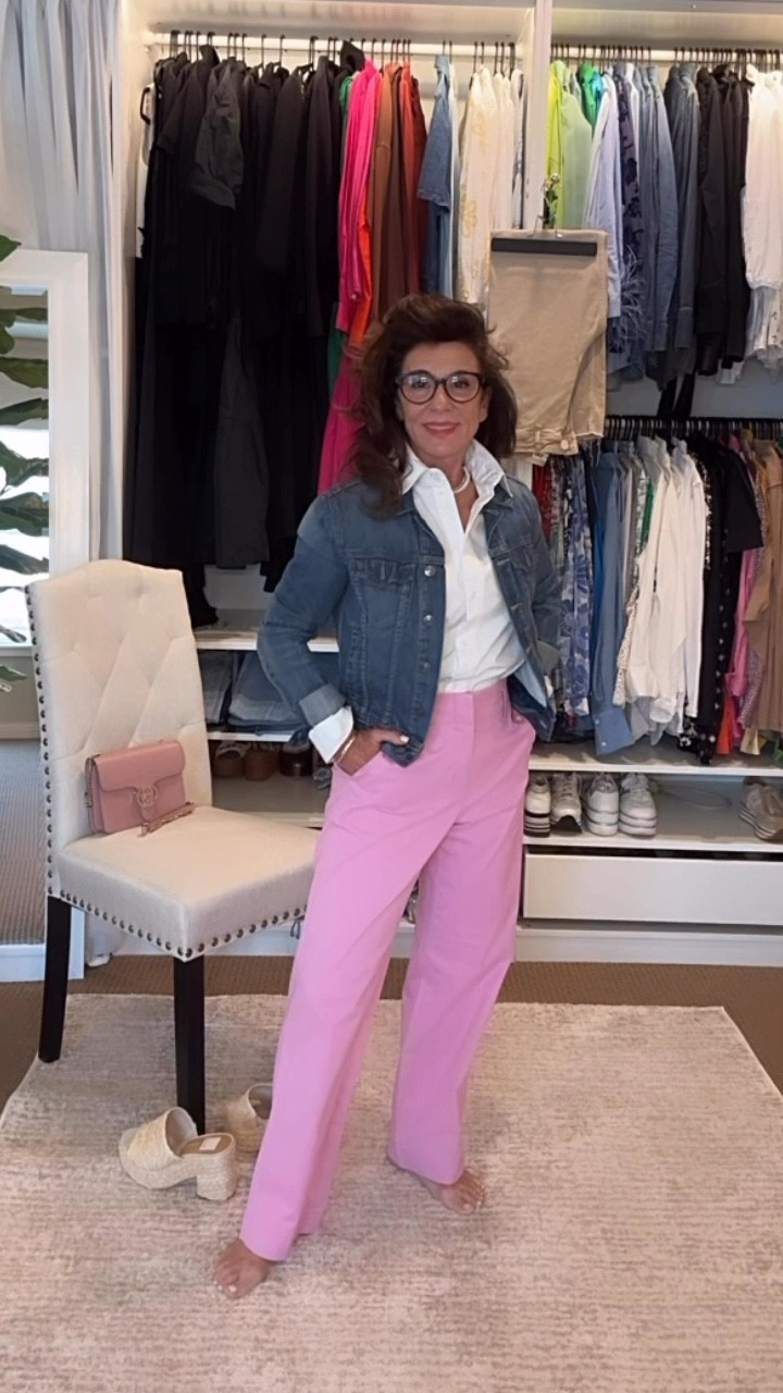 P I N K! Ahhh, I love these. Target pants 👖 for under $24 that make me so happy! Super comfy and really adorable with a denim jacket and white top. 

#LTKBacktoSchool #LTKFindsUnder50 #LTKStyleTip