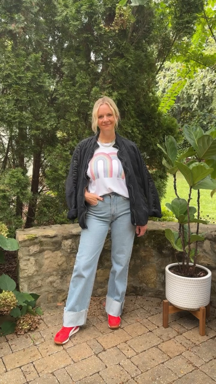 Fall Outfit
…
How to style a graphic tee for fall!

#LTKVideo #LTKStyleTip #LTKSeasonal