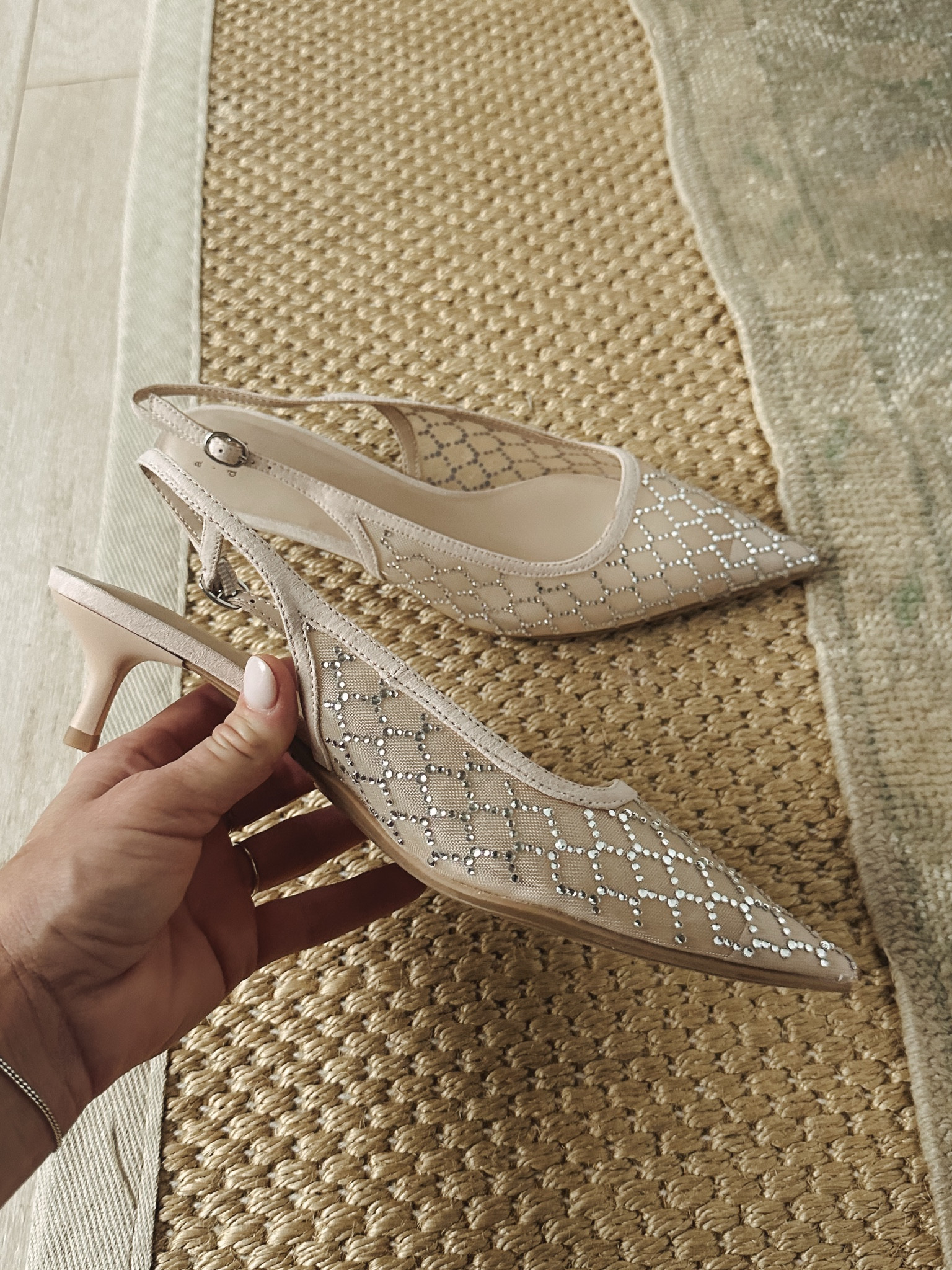 Love the nude color in these target holiday heels that look like Gucci 

#LTKHoliday #LTKFindsUnder50 #LTKStyleTip