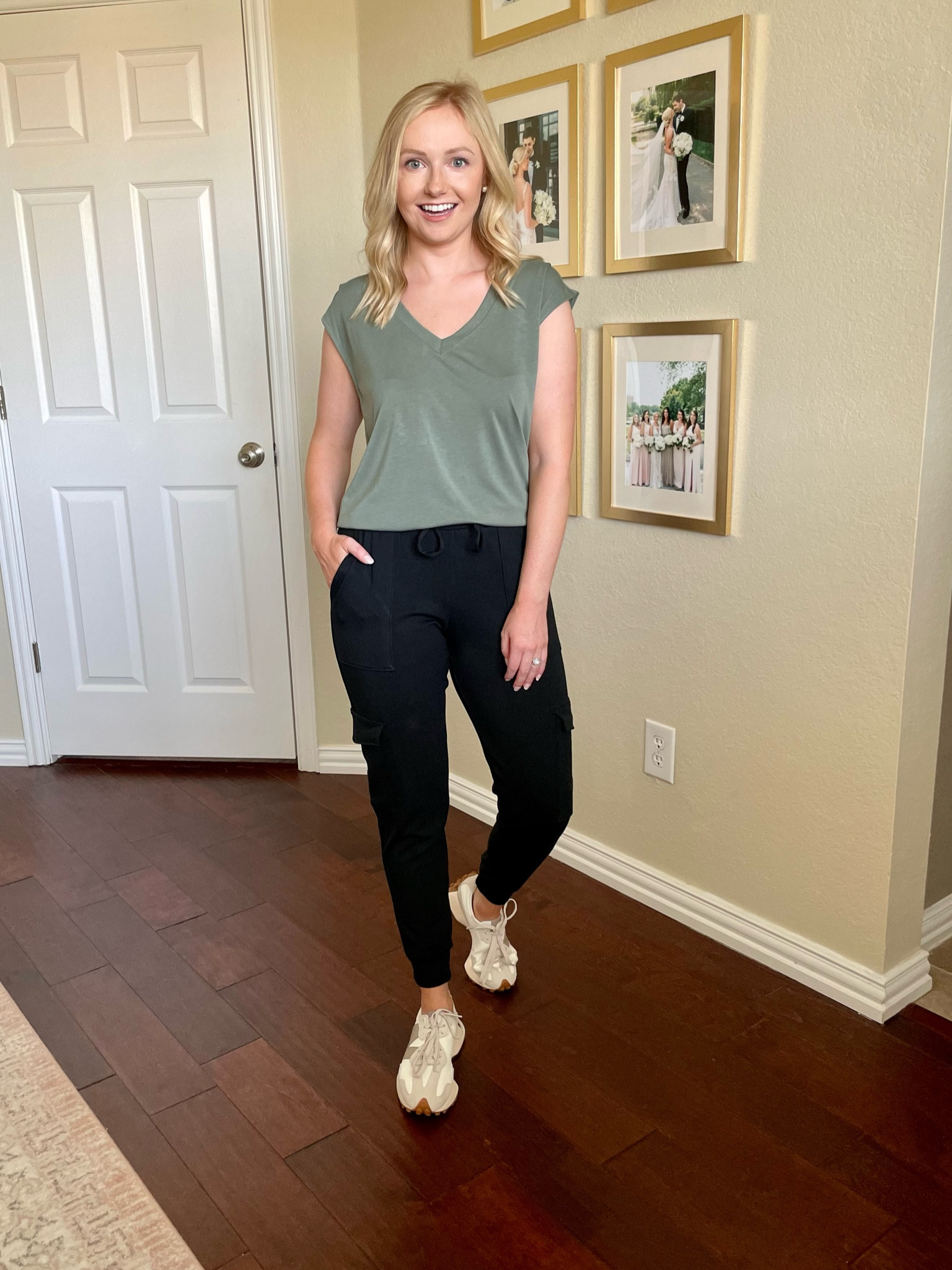 Wearing XS in top and joggers, I recommend sizing up one in joggers! Use code SWEETSAV10 for 10% off 

#LTKSeasonal #LTKBacktoSchool #LTKFind