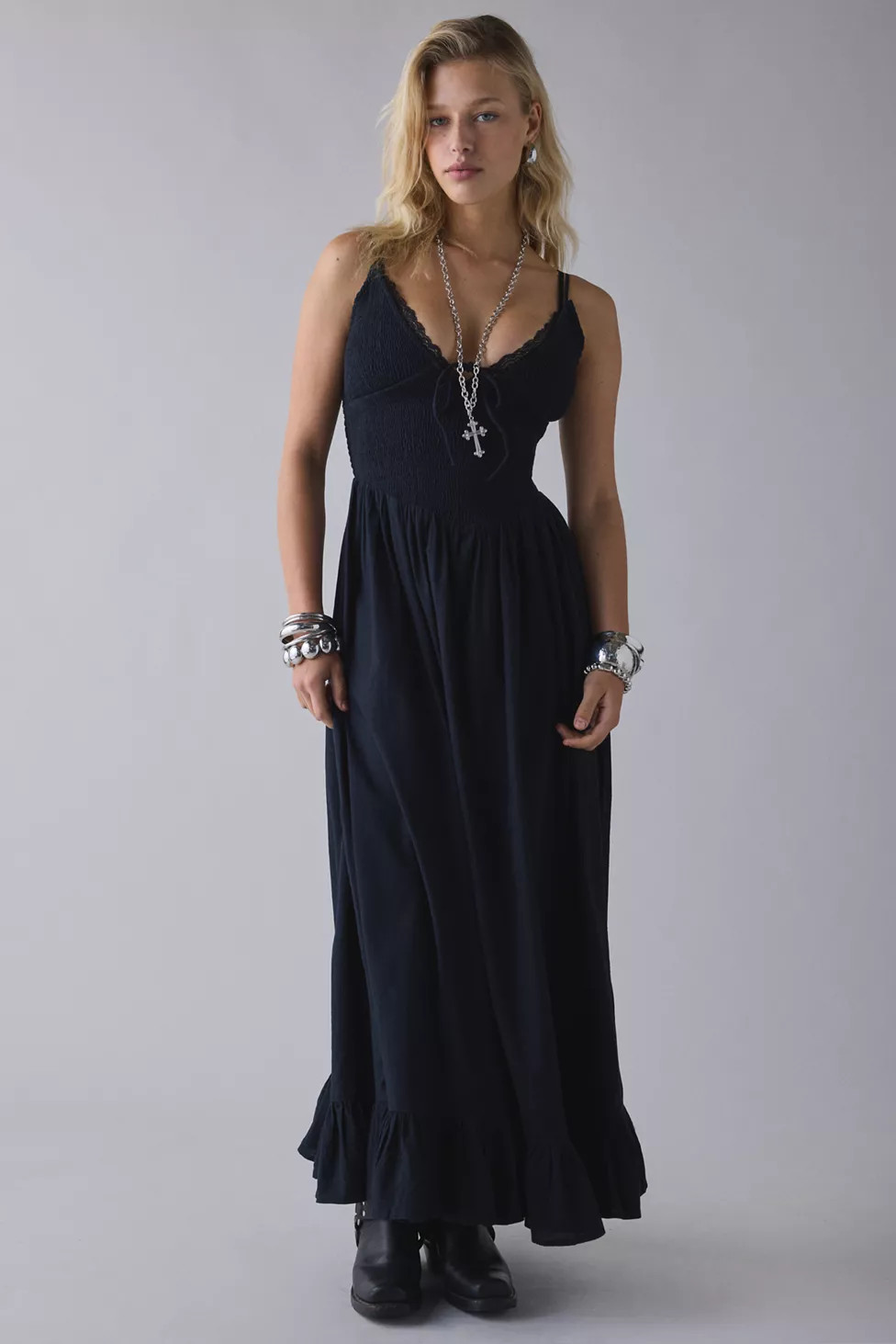Kimchi Blue Keepsake Tie-Front Smocked Cotton Maxi Dress | Urban Outfitters (US and RoW)