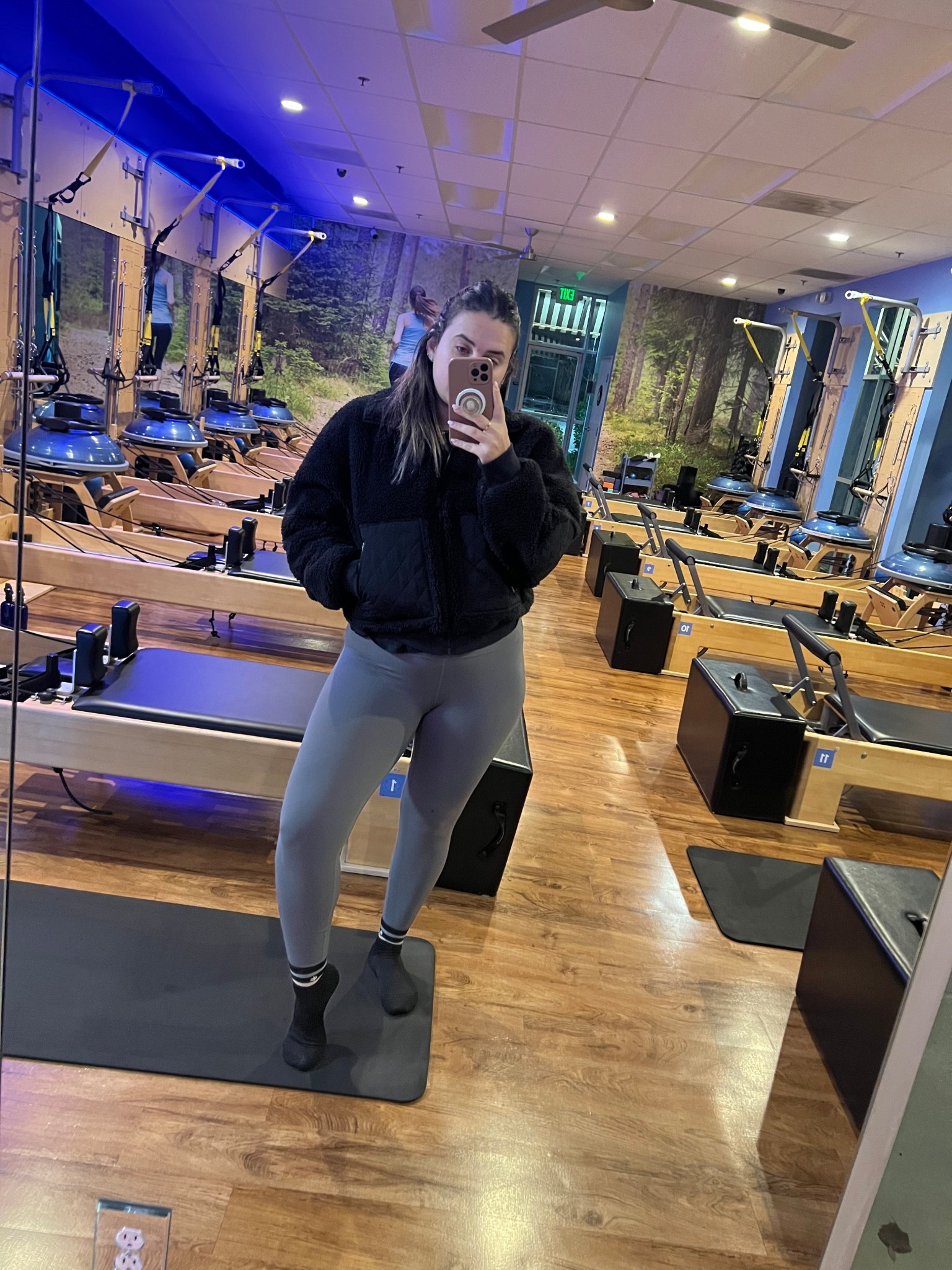 Pilates🖤

#LTKgrwm #LTKdayinmylife #LTKmorningroutine