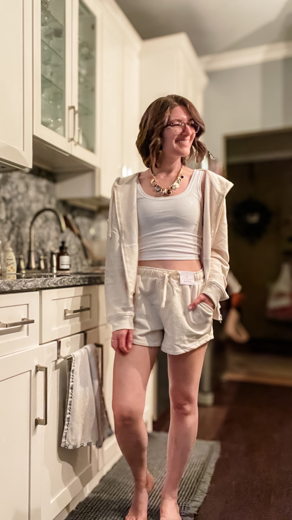 Zip up: TTS, but I sized up
Tank: TTS,  ur I sized down
Shirts: TTS, but I sized up 

#LTKStyleTip #LTKSaleAlert #LTKSeasonal