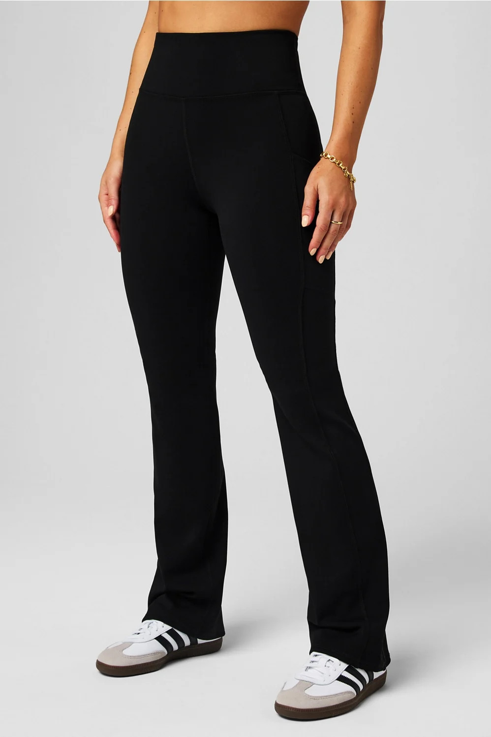 Cold Weather Pocketed High-Waisted Mini Flare | Fabletics - North America