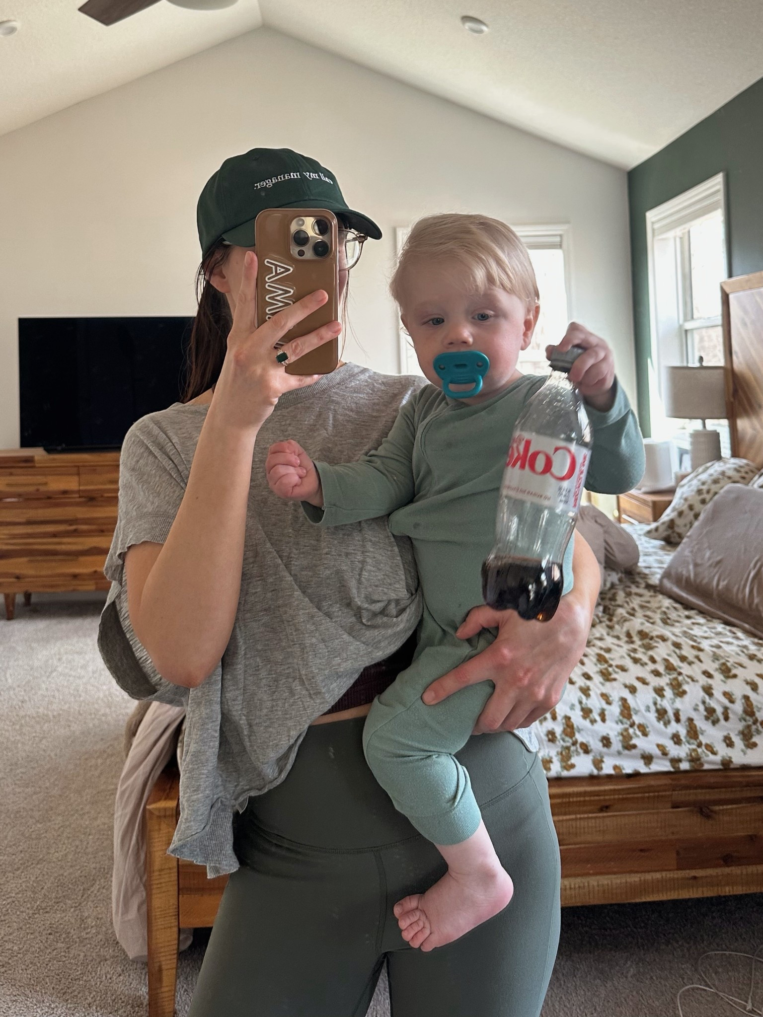 Today’s walk fit for 70 degree weather! S top, m/l sports bra crop, m leggings 

#LTKPetite #LTKfitnessgoals