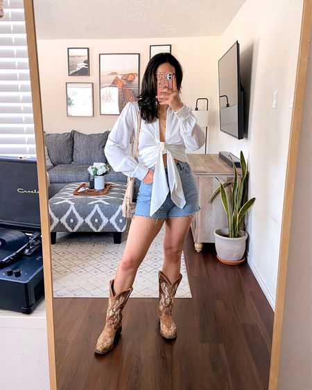 houston rodeo outfit, western style, western outfit, cowgirl boots, western boots 

#LTKstyletip #LTKfindsunder100 #LTKfindsunder50