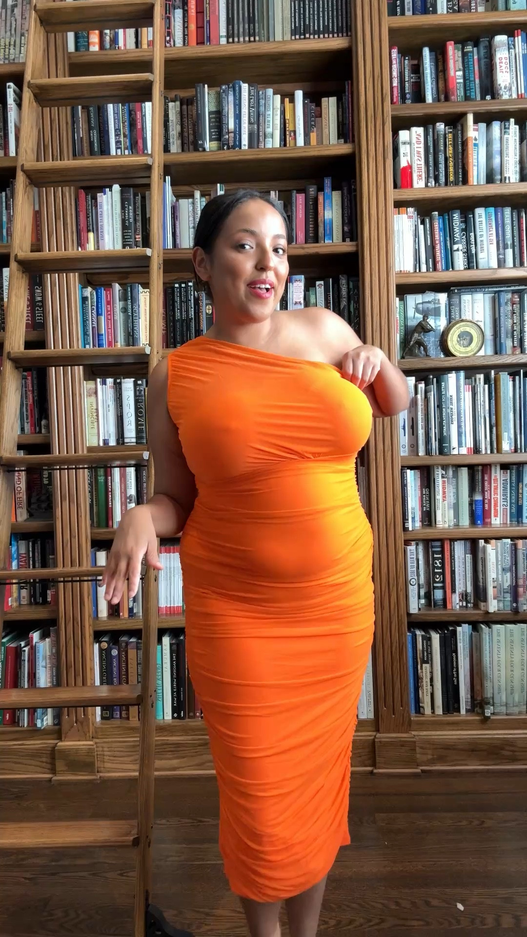 This orange dress is EVERYTHING, especially for the fall. It has some compression to suck you in while flattering your natural curves. 36H here 

#LTKMidsize #LTKHoliday #LTKFindsUnder50