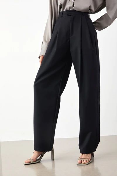 Whitley Black Slouchy Pants | J.ING