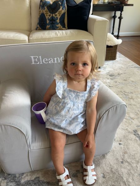 Eleanor’s summer outfit, 18 months, toddler style, kids clothes, living room, Jill and jack