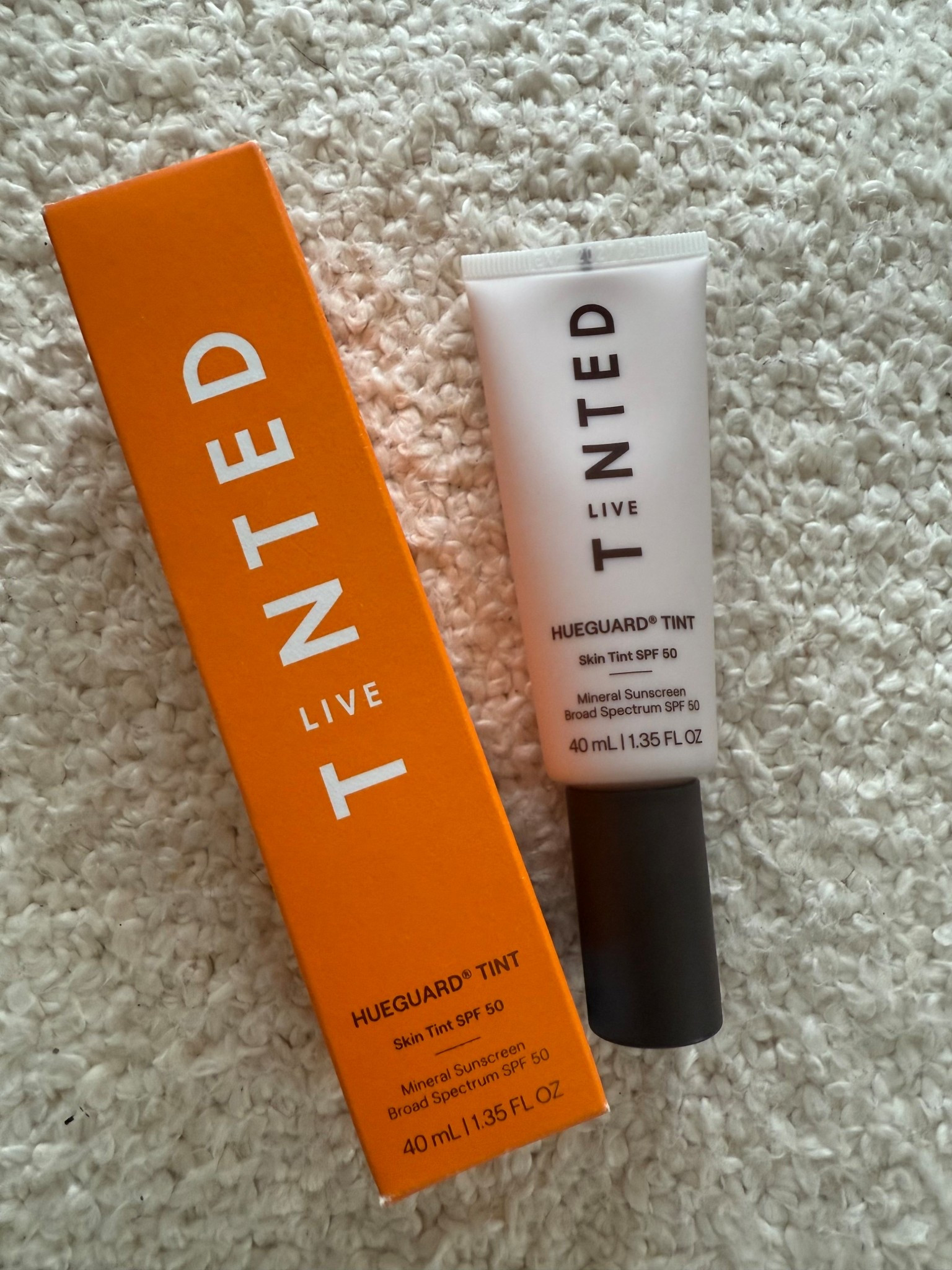 One of my favorite tinted moisturizers from Ulta 🤍 Under $50 and perfect for everyday wear—lightweight, glowy, and gives just the right amount of coverage for a natural skin look. A must in my routine ✨

#TintedMoisturizer #UltaBeauty #EverydayMakeup #GlowySkin #BeautyFavorites #Under50 #MakeupMustHaves #NoMakeupMakeup #LTKBeauty

#LTKBeauty #LTKgrwm #LTKFindsUnder50