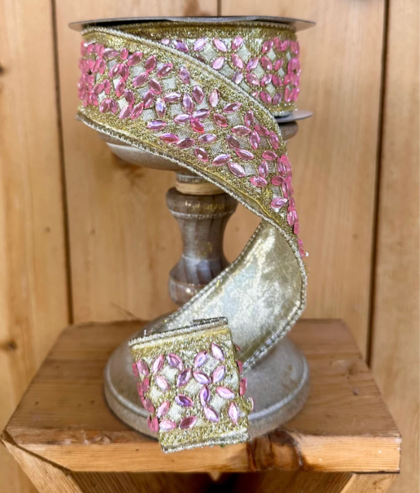 Pink Jewels for all! 

#christmasdecor #christmasribbon 

#LTKHome