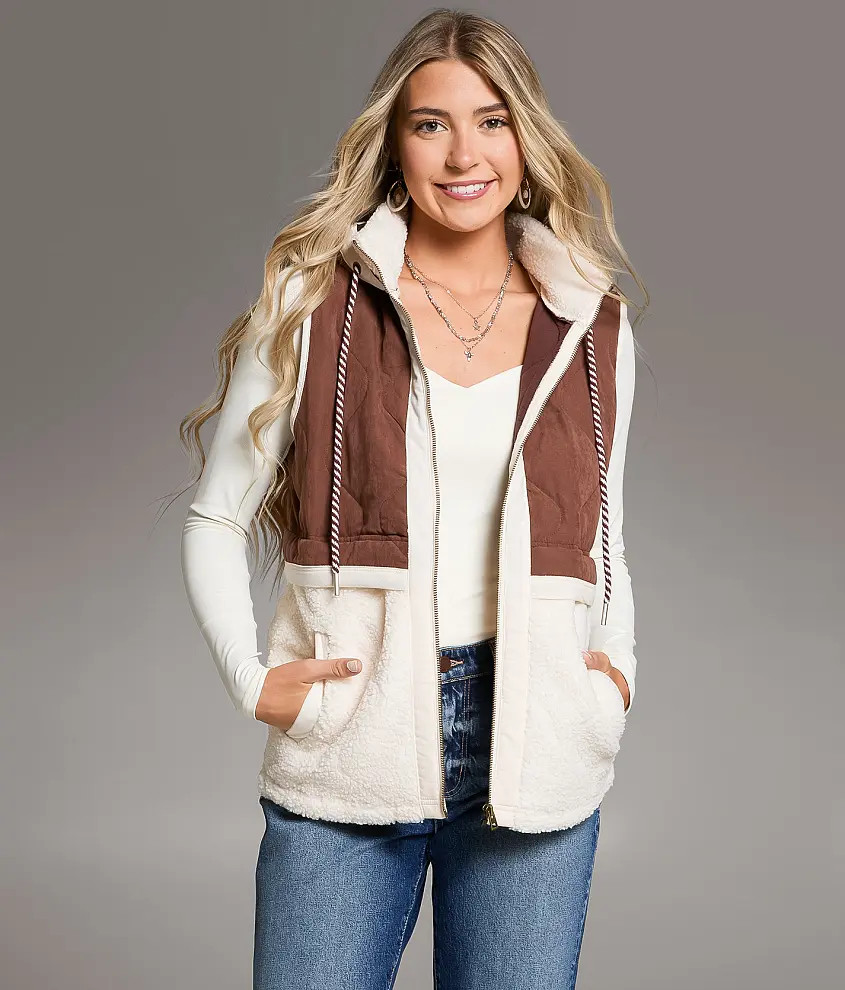 Sherpa Hooded Vest | Buckle