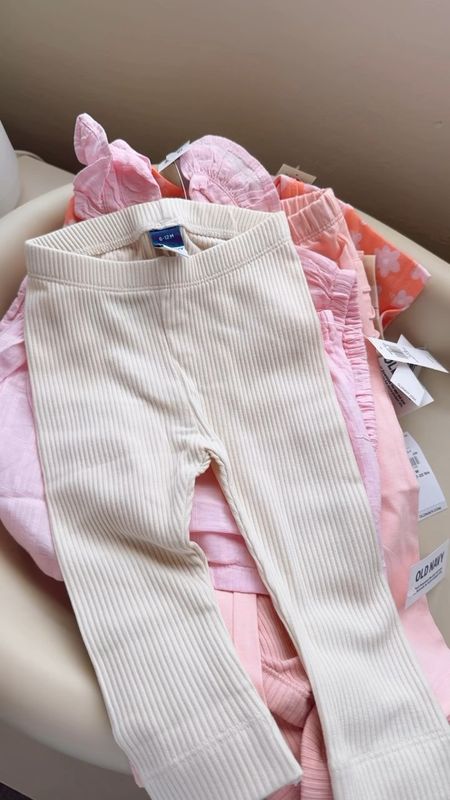 Baby girl old navy haul

#LTKSpringSale #LTKbaby #LTKSeasonal