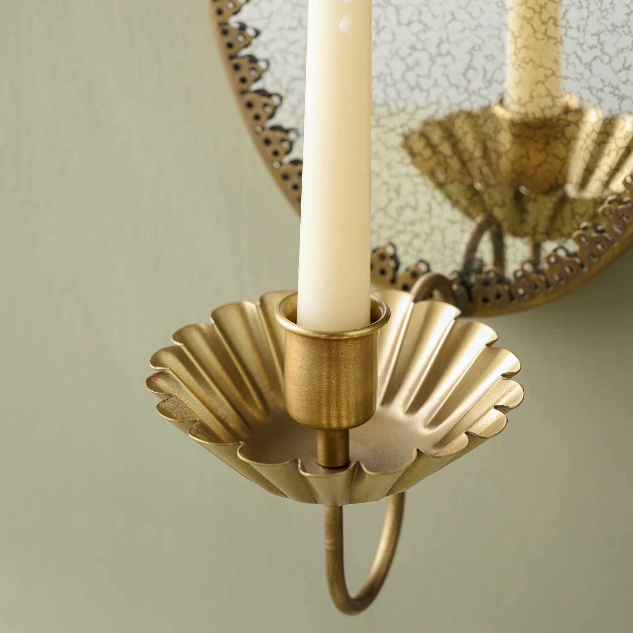Oval Antique Mirrored Sconce | Magnolia