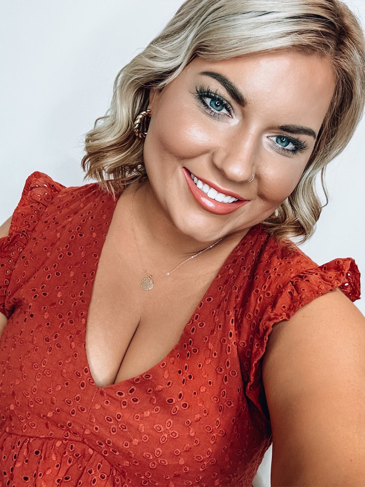 Dress, jewelry, curling iron, and makeup linked 

#LTKstyletip #LTKunder100 #LTKbeauty