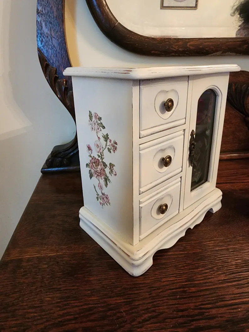 Vintage White Distressed Jewelry Box, French Country Cottage, Jewelry Storage, Distressed Jewelry... | Etsy (Global)