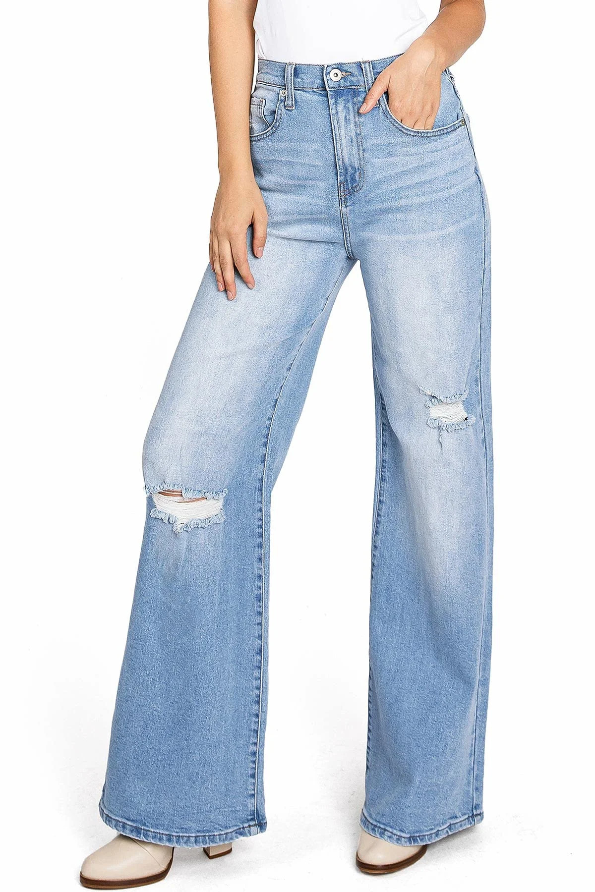 Celebrity Pink Women's Juniors High Rise Super Wide Leg Flare Jeans (5, Light Denim) | Walmart (US)