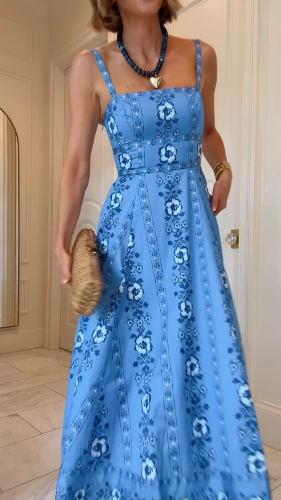 The perfect summer midi dress I'm wearing size extra small fit shoe size