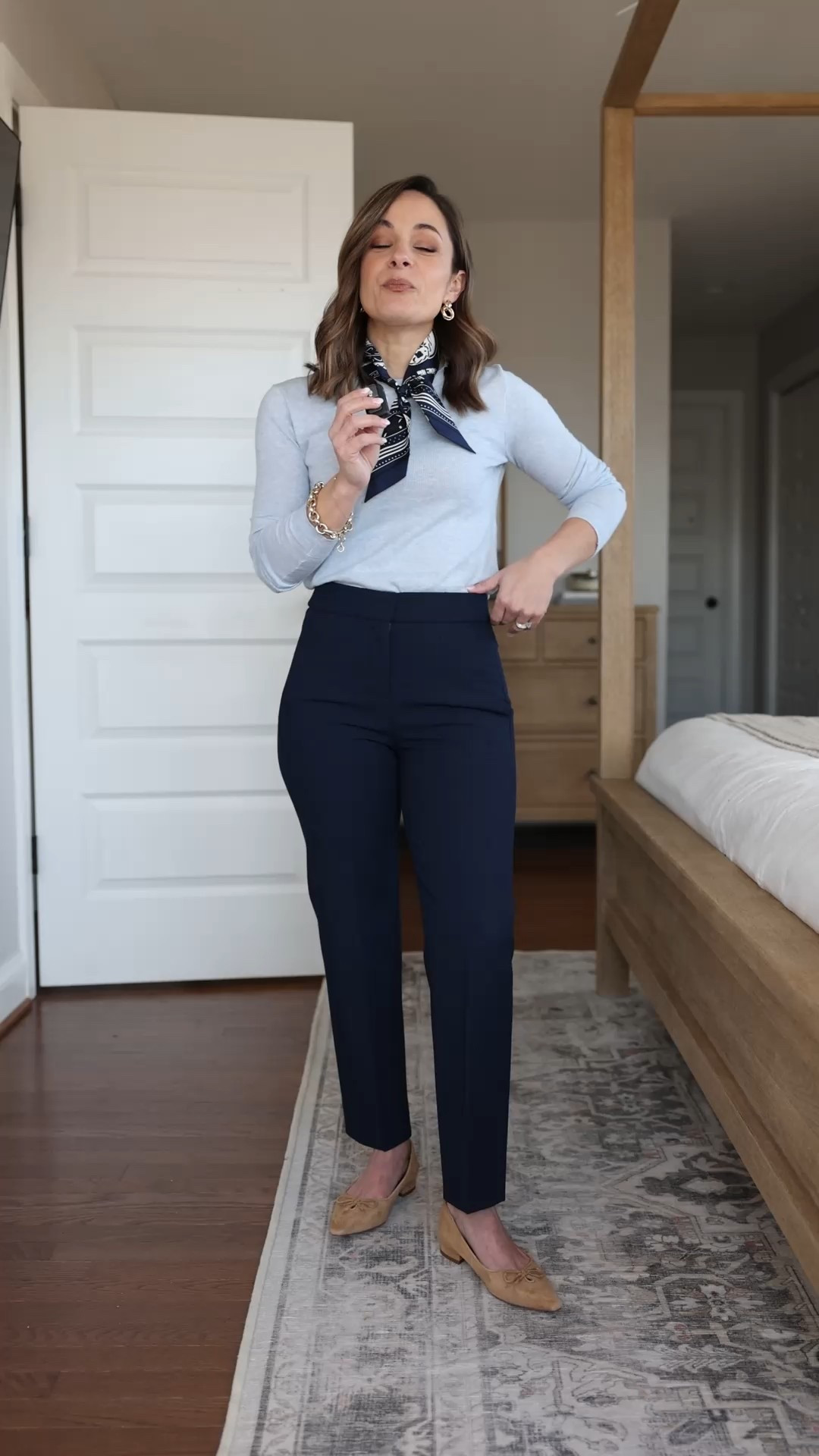 Petite friendly slim cut pants for work! 

Outfit 1 
Red pants (J.Crew): petite 0 - the pants run small through the hips and thighs, I recommend a size up at least if you’re curvy.  10” rise 25.5” inseam in petite 
Navy top (J.Crew):  xxs - linked a similar loft top as well 
Scarf: similar linked 
Shoes (Sam Edelman): tts 
Tote (Quince) 

Outfit 4
Navy pants (J.Crew): petite 0 - recommend a size up 10.5” rise 26” inseam in petite 
Cardigan (Quince): xs 
Blazer (J.Crew): petite 00 
Shoez (Sam Edelman): tts 

Outfit 3 
Navy pants (J.Crew): petite 0 - recommend a size up 10.5” rise 26” inseam in petite 
Blue sweater (J.Crew Factory): xxs 
Scarf: similar linked 
Shoes (Sam Edelman): tts 

Outfit 4 
Red pants (J.Crew): petite 0 - the pants run small through the hips and thighs, I recommend a size up at least if you’re curvy.  10” rise 25.5” inseam in petite 
Black top ( Aritzia): xxs - sleeves are cuffed under 
Shoes (Sam Edelman): tts 

*linked the Kallie pants from
J.Crew Factory as a similar less expensive option. 

My measurements for reference: I’m 4’10” and 105lbs. My bust, waist, and hip measurement is 32”, 24”, and 36”.
