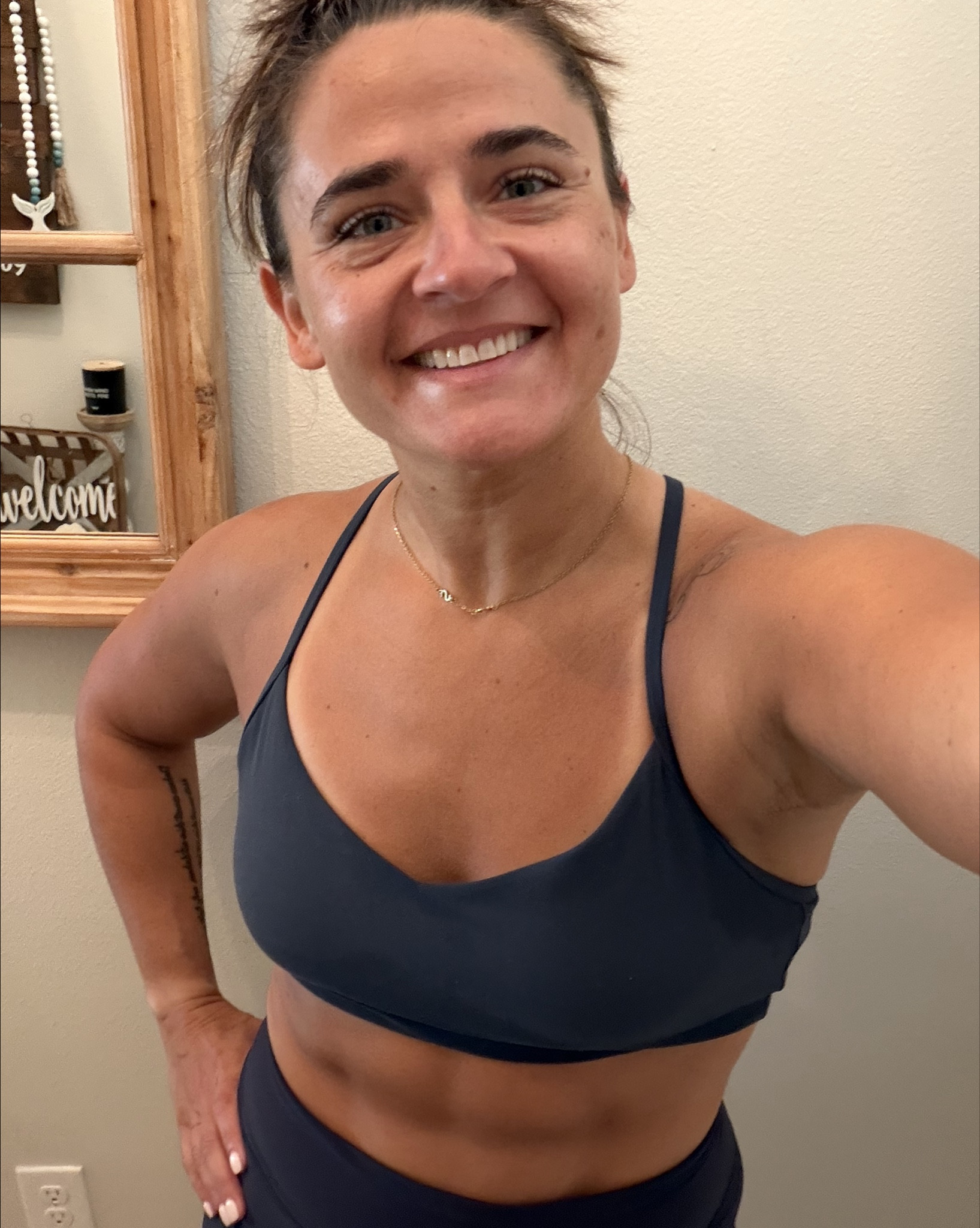 Let’s talk sports bras. I battle neck pains and migraines so finding the right sports bra is important. I really love these from old navy- they offer support but don’t put stress on my neck. Need a quick and easy Breakfast? These oats overnight are delicious. I add almond milk, then grab and go in the morning.