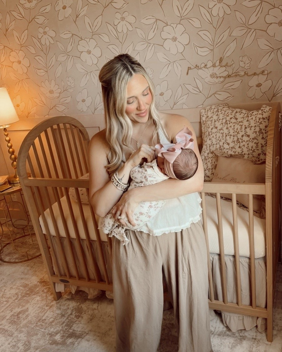 In home newborn photoshoot 🦢🎀🧸💫🌷✨🤍

#LTKmomlife #LTKBump #LTKBaby