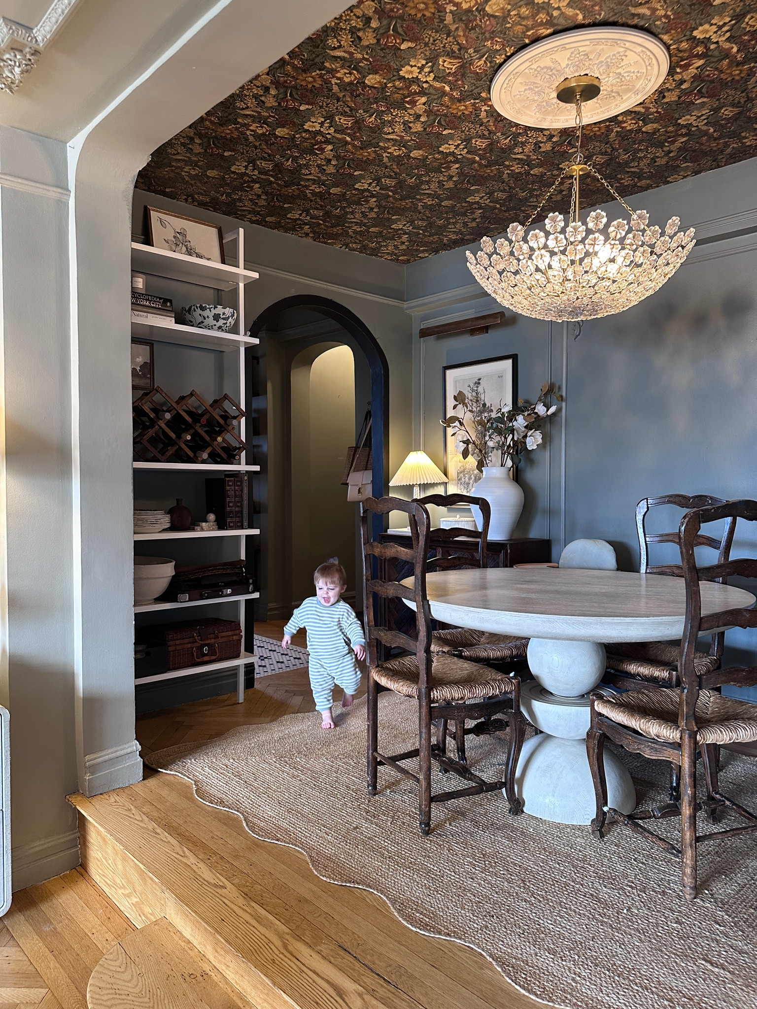 Dining room decor (and new rug) 

#LTKhome